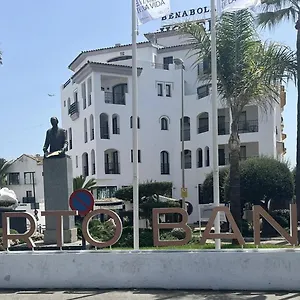 https://luxurious-apartment-in-puerto-banus-marbella.es-andalucia.com